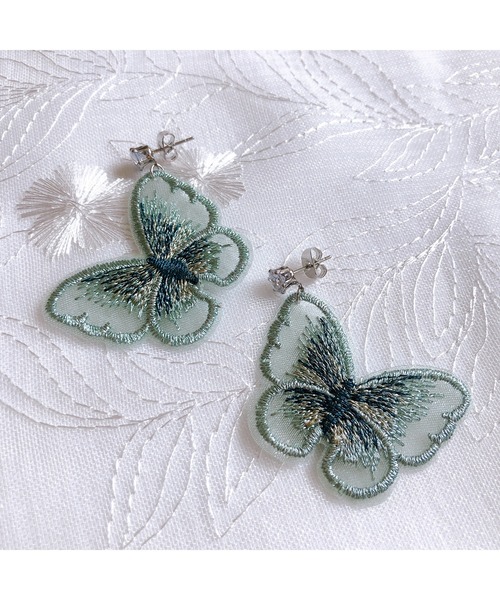 tone(トーン)の「【fuwari】ジルコニア 蝶々 ピアス(MA)(ピアス(両耳用)・レディース・ブルー/ピンク/グリーン/ゴールド・FREE)」の18枚目の写真