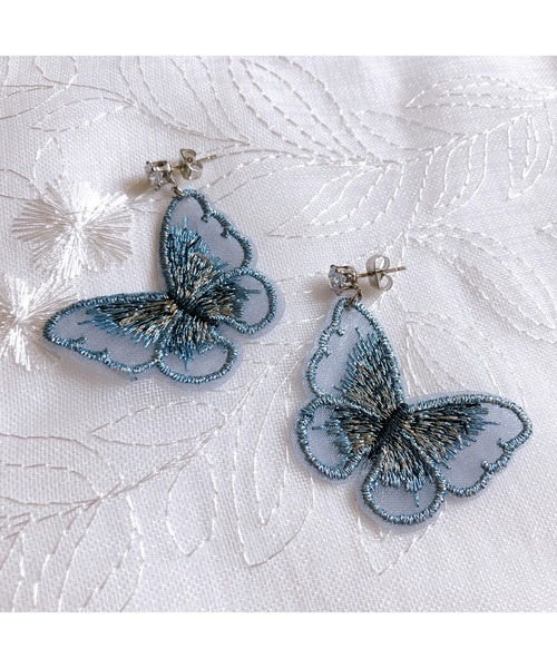 tone(トーン)の「【fuwari】ジルコニア 蝶々 ピアス(MA)(ピアス(両耳用)・レディース・ブルー/ピンク/グリーン/ゴールド・FREE)」の12枚目の写真