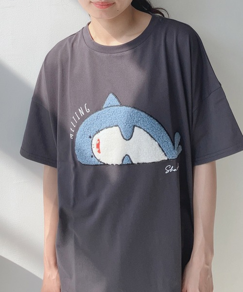 AS KNOW AS plus（アズノゥアズプラス）の「〇ふわふわアニマルTシャツ（Tシャツ/カットソー・レディース・ホワイト系2/ブラック系2/ベージュ系2/ネイビー系2/ブラック系3/ブルー系3/ホワイト系3/ベージュ系3/ホワイト系4/ブラック系4/ブルー系4/ラベンダー/ブラック系5/アイボリー系5/ホワイト系5/ブルー系5/アイボリー系6/ブルー系6/ホワイト系6/ブラック系6/ブラック系7/ブルー系7/ホワイト系7/グリーン系7/ブルー系8/ネイビー系8/ブラック系8/ホワイト系8/ホワイト系9/ブラック系9/ブルー系9/アイボリー系9/ネイビー系/ブラック系/ブルー系/ホワイト系・FREE）」の14枚目の写真