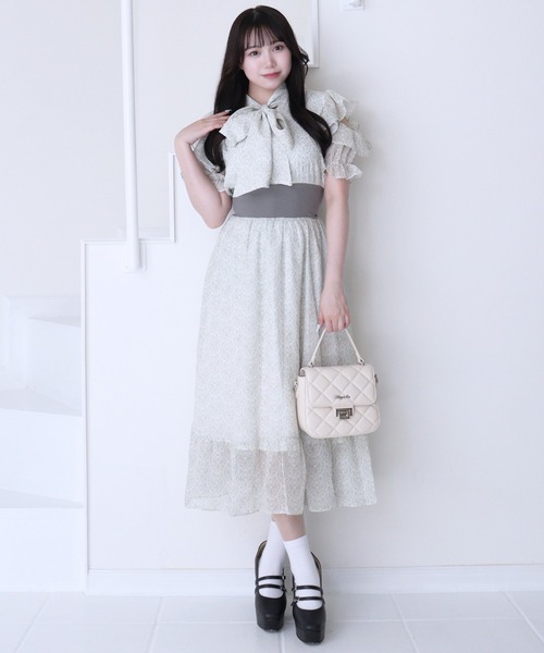 TITTY&CO.（ティティーアンドコー）の「【TITTY&CO.】ダマスク柄ウエストリブワンピース（ワンピース・レディース・ピンク/ミント・SMALL/MEDIUM）」の5枚目の写真