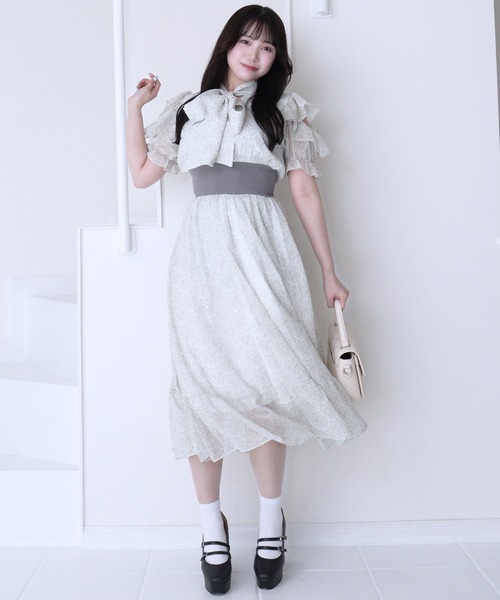 TITTY&CO.（ティティーアンドコー）の「【TITTY&CO.】ダマスク柄ウエストリブワンピース（ワンピース・レディース・ピンク/ミント・SMALL/MEDIUM）」の7枚目の写真