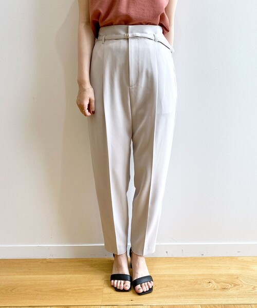 index（インデックス）の「◆リネンタッチ センタープレステーパードパンツ【イージーケア/洗濯機洗い可】（その他パンツ・レディース・ブラウン系/ライトグレー/ライトブルー/ブラック・34/36/38/40/42）」の17枚目の写真