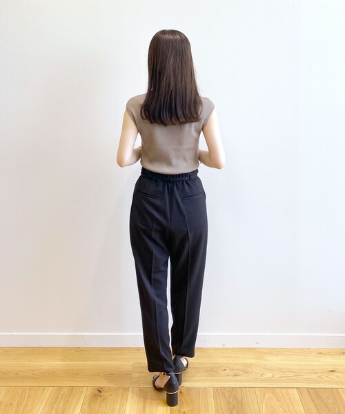 index（インデックス）の「◆リネンタッチ センタープレステーパードパンツ【イージーケア/洗濯機洗い可】（その他パンツ・レディース・ブラウン系/ライトグレー/ライトブルー/ブラック・34/36/38/40/42）」の19枚目の写真