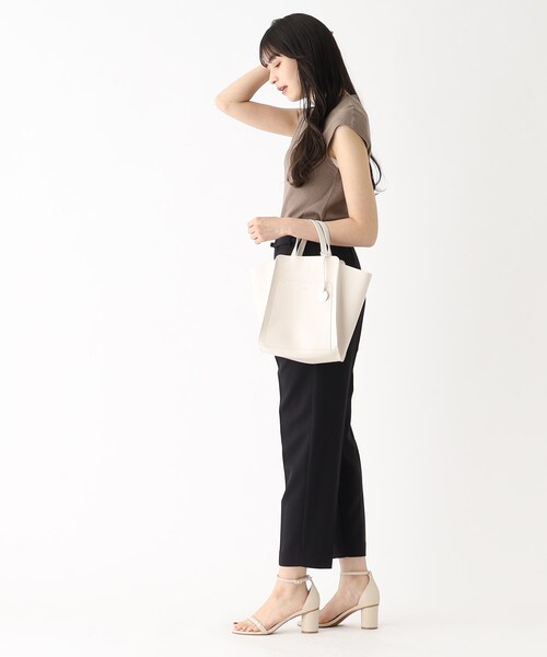 index（インデックス）の「◆リネンタッチ センタープレステーパードパンツ【イージーケア/洗濯機洗い可】（その他パンツ・レディース・ブラウン系/ライトグレー/ライトブルー/ブラック・34/36/38/40/42）」の21枚目の写真