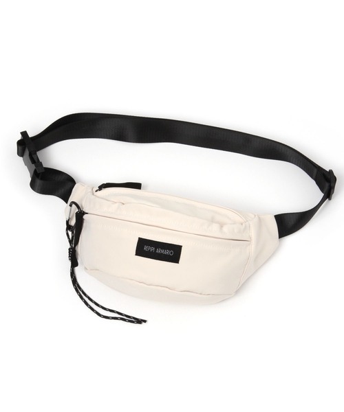 repipi armario(レピピ アルマリオ)の「シンプルボディBAG(ボディバッグ/ウエストポーチ・キッズ・アイボリー/ブラック/サックスブルー・FREE)」の4枚目の写真