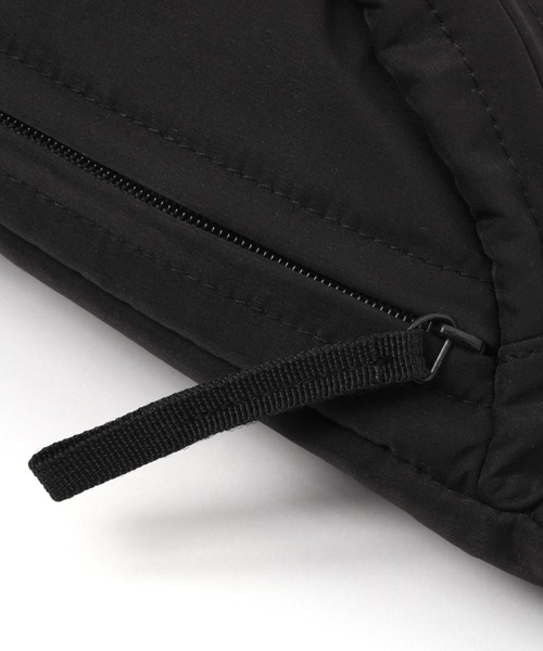 repipi armario(レピピ アルマリオ)の「シンプルボディBAG(ボディバッグ/ウエストポーチ・キッズ・アイボリー/ブラック/サックスブルー・FREE)」の8枚目の写真