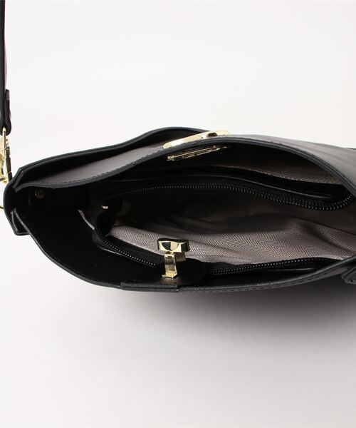 LA VORAGINE(ラ ヴォラジネ)の「2wayスクエアショルダーバッグ メッセンジャーバッグ ハンドバッグ(メッセンジャーバッグ・レディース・ブラック/アイボリー/ブラウン・FREE)」の15枚目の写真