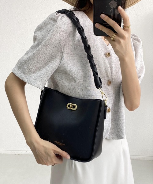 LA VORAGINE(ラ ヴォラジネ)の「2wayスクエアショルダーバッグ メッセンジャーバッグ ハンドバッグ(メッセンジャーバッグ・レディース・ブラック/アイボリー/ブラウン・FREE)」の6枚目の写真