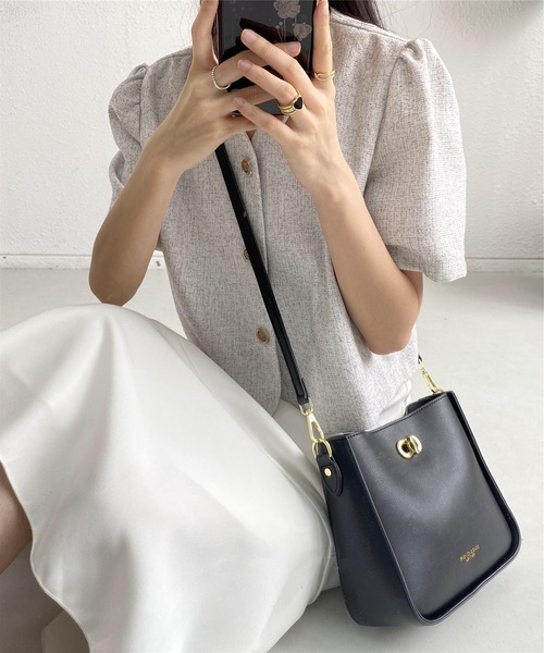 LA VORAGINE(ラ ヴォラジネ)の「2wayスクエアショルダーバッグ メッセンジャーバッグ ハンドバッグ(メッセンジャーバッグ・レディース・ブラック/アイボリー/ブラウン・FREE)」の13枚目の写真