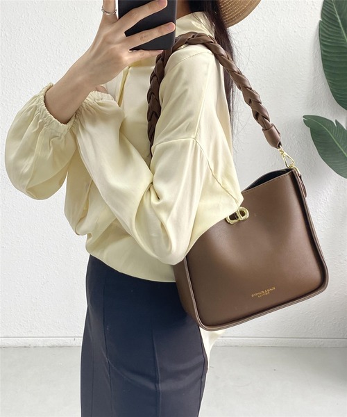 LA VORAGINE(ラ ヴォラジネ)の「2wayスクエアショルダーバッグ メッセンジャーバッグ ハンドバッグ(メッセンジャーバッグ・レディース・ブラック/アイボリー/ブラウン・FREE)」の21枚目の写真