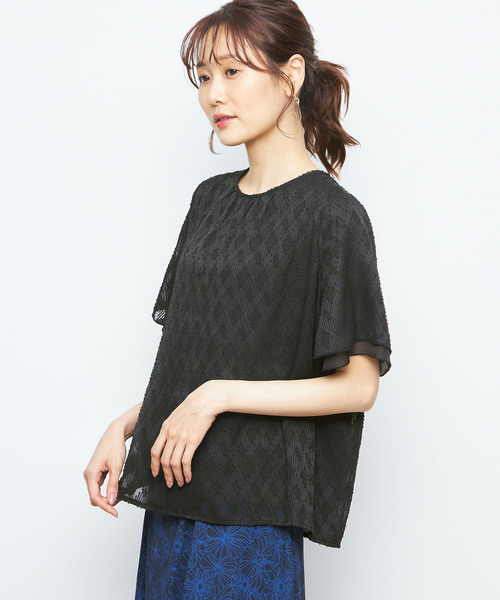 A/C DESIGN BY ALPHA CUBIC(エーシーデザインバイアルファキュービック)の「ジャガードプルオーバー(Tシャツ/カットソー・レディース・オフホワイト/ブラック・LL/L/M)」の2枚目の写真
