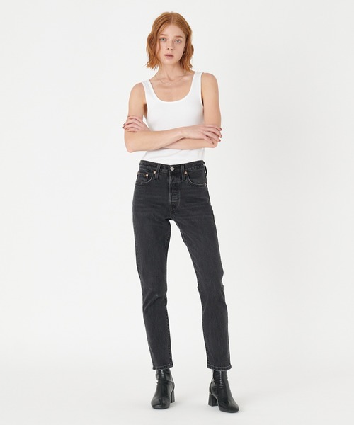 Levi's(リーバイス)の「Levi's/リーバイス クラシックフィット リブタンク ホワイト(タンクトップ・レディース・ナチュラル・XS/S/M)」の7枚目の写真