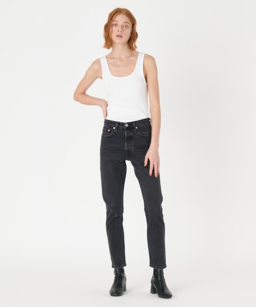 Levi's(リーバイス)の「Levi's/リーバイス クラシックフィット リブタンク ホワイト(タンクトップ・レディース・ナチュラル・XS/S/M)」の8枚目の写真