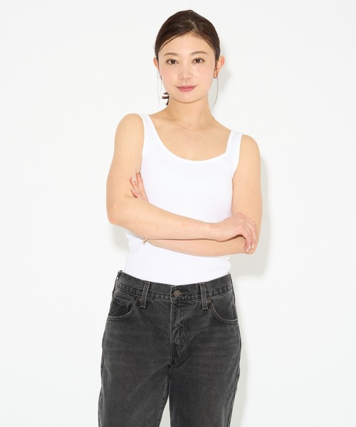 Levi's(リーバイス)の「Levi's/リーバイス クラシックフィット リブタンク ホワイト(タンクトップ・レディース・ナチュラル・XS/S/M)」の17枚目の写真