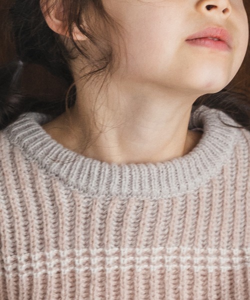 pairmanon(ペアマノン)の「ブロックカラー クルーネック ニット プルオーバー(ニット/セーター・キッズ・ライトブルー/ピンク/マスタード・L/M/XS/S)」の8枚目の写真