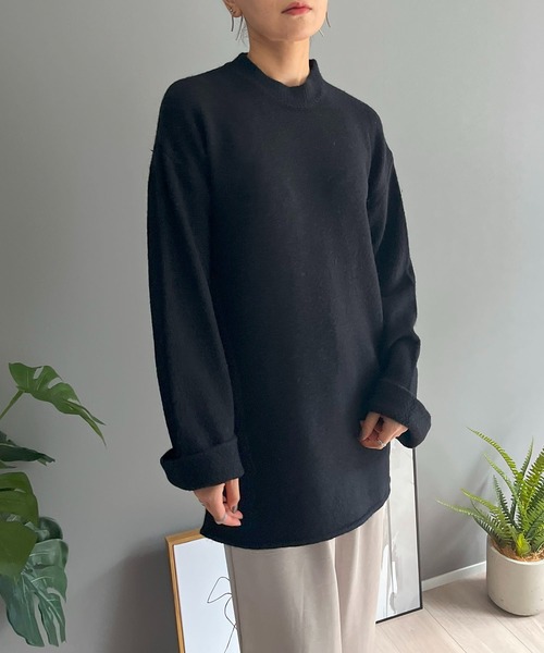 Jewelobe(ジュエローブ)の「ロールアップスリーブオーバーミドルニット(ニット/セーター・レディース・ブラック/アイボリー/グレー/ベージュ・FREE)」の3枚目の写真