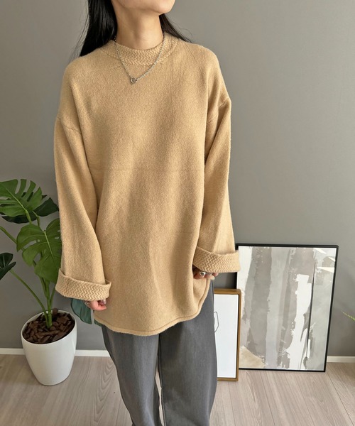 Jewelobe(ジュエローブ)の「ロールアップスリーブオーバーミドルニット(ニット/セーター・レディース・ブラック/アイボリー/グレー/ベージュ・FREE)」の11枚目の写真