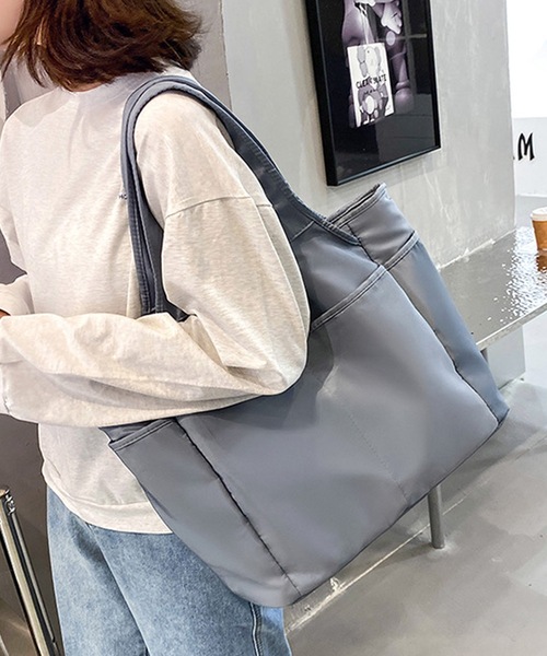 shopnikoniko(ショップニコニコ)の「ナイロン トートバッグ 大容量 トラベルバッグ A4 軽量(ボストンバッグ・レディース・ブラック/ブルー/ピンク・フリー)」の9枚目の写真