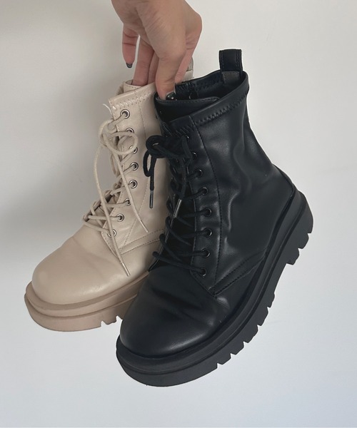 kutir（クティール）の「レースアップブーツ（ブーツ・レディース・ブラック/ベージュ・SMALL/MEDIUM/LARGE/X-LARGE）」の7枚目の写真
