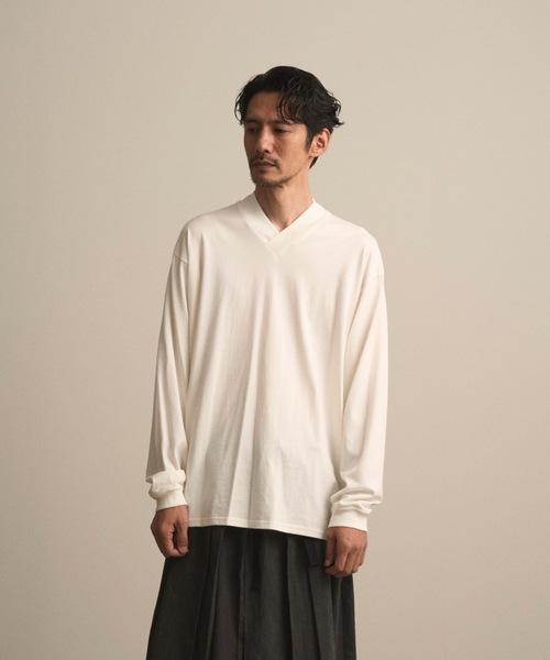 和ROBE（ワローブ）の「JUBAN LONG SLEEVE TEE（Tシャツ/カットソー・メンズ・ホワイト/ブラック/ダークネイビー/ダークグレー・3/2）」の18枚目の写真