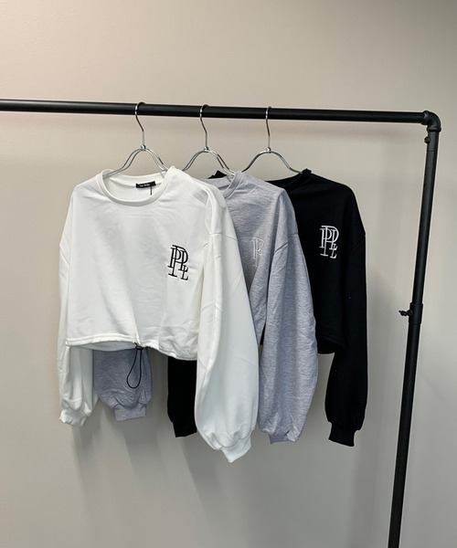 non-hedge(ノンヘッジ)の「裾ドロストロゴショート丈トップス(Tシャツ/カットソー・レディース・オフホワイト/ブラック/グレー・FREE)」の18枚目の写真