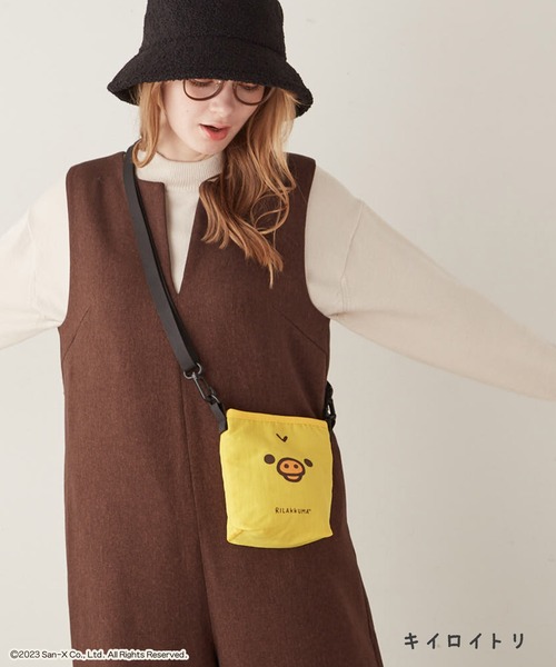 HAT MIKKE(ハットミッケ)の「【リラックマ】いろいろ使えるマルチドリンクショルダーバッグ / サコッシュ/ りらっくま / Rilakkuma(ショルダーバッグ・レディース・ブラウン/イエロー/キナリ・フリー)」の3枚目の写真
