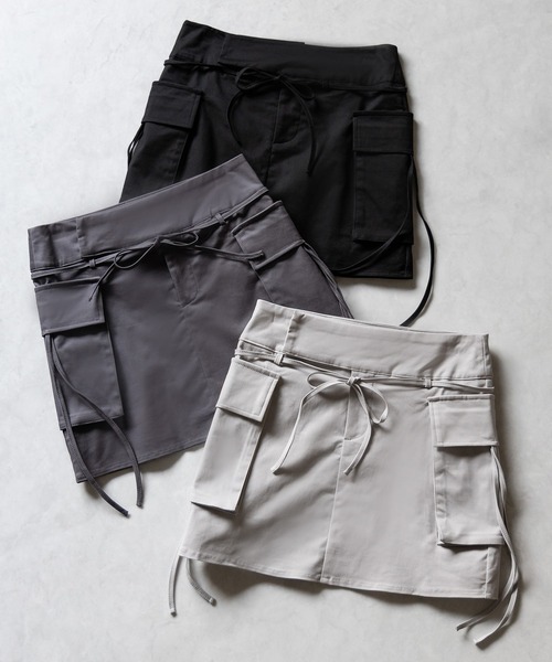 me+em select(ミームセレクト)の「※※【 2WAY 】3ストラップリボンカーゴミニスカート / three strap ribbon cargo mini skirt(スカート・レディース・ブラック/チャコール/ライトグレー・LARGE/MEDIUM/SMALL)」の5枚目の写真