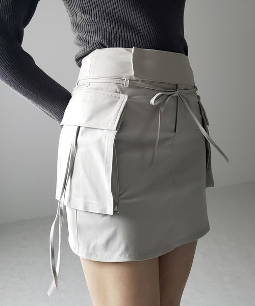 me+em select(ミームセレクト)の「※※【 2WAY 】3ストラップリボンカーゴミニスカート / three strap ribbon cargo mini skirt(スカート・レディース・ブラック/チャコール/ライトグレー・LARGE/MEDIUM/SMALL)」の17枚目の写真