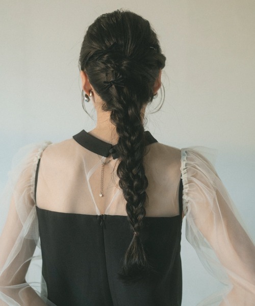 VANNIE U(ヴァニーユー)の「ベロアリボンミニヘアクリップ(バレッタ/ヘアクリップ・レディース・アイボリー/ブラック・FREE)」の9枚目の写真