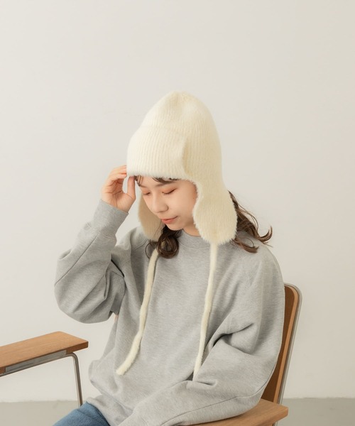 SMELLY（スメリー）の「シャギーニットフライトキャップ（ニットキャップ/ビーニー・レディース・アイボリー/ブラック・-）」の4枚目の写真