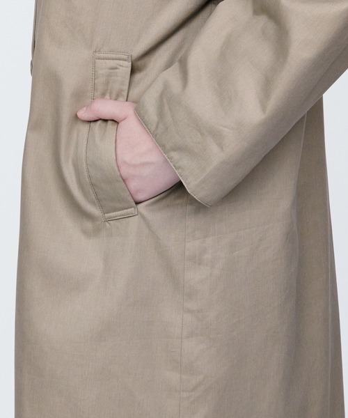 無印良品（ムジルシリョウヒン）の「婦人　木の実から作ったカポック混中わたステンカラーコート（ステンカラーコート・レディース・イエロー系2/ブラック/ライトベージュ・M/S/XS/XL/L）」の16枚目の写真