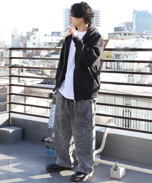 ８(eight)（エイト）の「グラフィック裏起毛ZIPパーカー（パーカー・メンズ・ブラック/アッシュグレー・LARGE/MEDIUM）」の12枚目の写真
