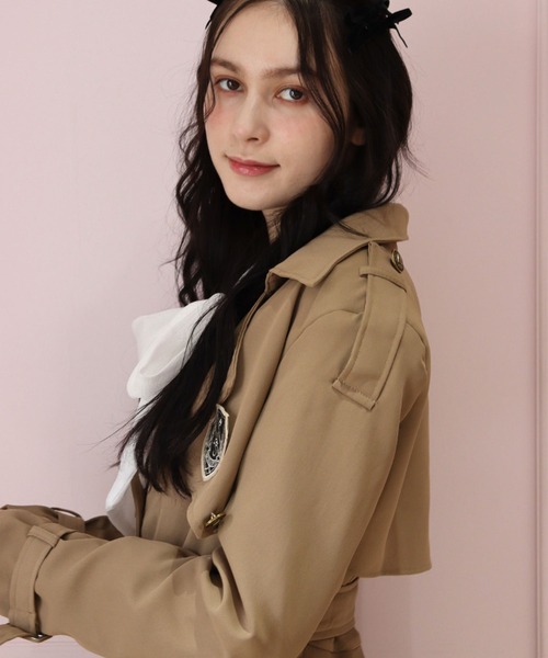 TITTY&CO.（ティティーアンドコー）の「タックプリーツトレンチコート（トレンチコート・レディース・ブラック/ベージュ・SMALL/MEDIUM）」の19枚目の写真