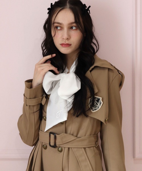 TITTY&CO.（ティティーアンドコー）の「タックプリーツトレンチコート（トレンチコート・レディース・ブラック/ベージュ・SMALL/MEDIUM）」の18枚目の写真