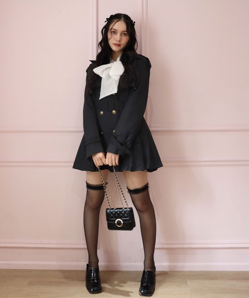 TITTY&CO.（ティティーアンドコー）の「タックプリーツトレンチコート（トレンチコート・レディース・ブラック/ベージュ・SMALL/MEDIUM）」の15枚目の写真