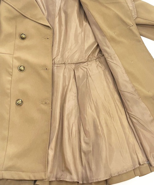 TITTY&CO.（ティティーアンドコー）の「タックプリーツトレンチコート（トレンチコート・レディース・ブラック/ベージュ・SMALL/MEDIUM）」の6枚目の写真