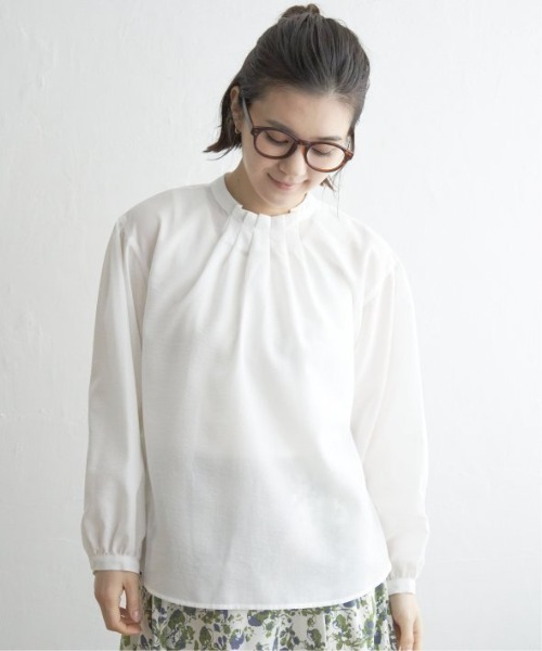 LBC（エルビーシー）の「襟タックフリルブラウス（シャツ/ブラウス・レディース・ライトグレー/ホワイト/ブラック・L/M）」の4枚目の写真