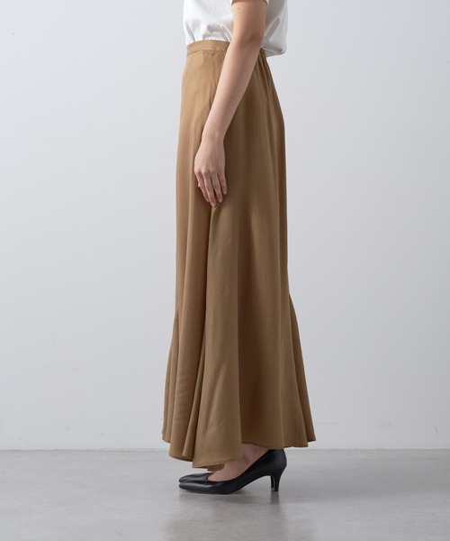 GALLARDAGALANTE（ガリャルダガランテ）の「キュプラフレアスカート（スカート・レディース・ダークグレー/キャメル・1/0）」の7枚目の写真