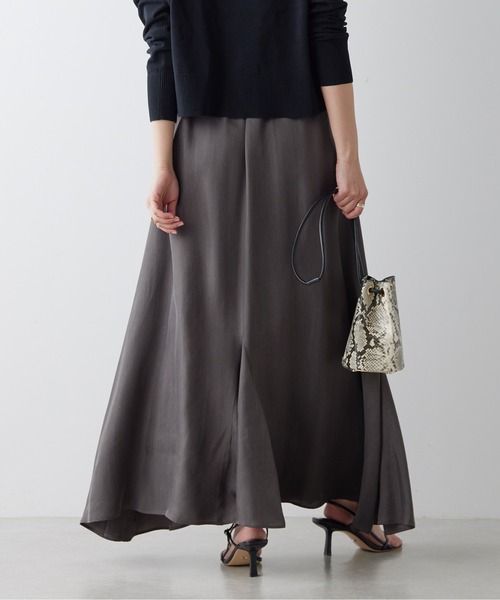 GALLARDAGALANTE（ガリャルダガランテ）の「キュプラフレアスカート（スカート・レディース・ダークグレー/キャメル・1/0）」の17枚目の写真