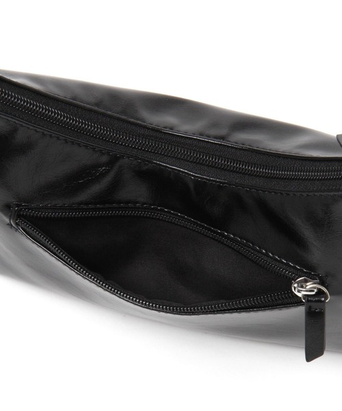 LEPSIM(レプシィム)の「フェイクレザーミニバッグ 103810(ハンドバッグ・レディース・ブラック/シルバー・ONE SIZE)」の7枚目の写真