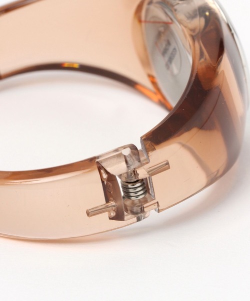 niko and...(ニコアンド)の「クリアバングルウォッチ(アナログ腕時計・レディース・ホワイト/ピンク/ブラウン/グリーン・0)」の7枚目の写真
