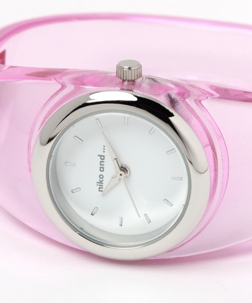 niko and...(ニコアンド)の「クリアバングルウォッチ(アナログ腕時計・レディース・ホワイト/ピンク/ブラウン/グリーン・0)」の9枚目の写真