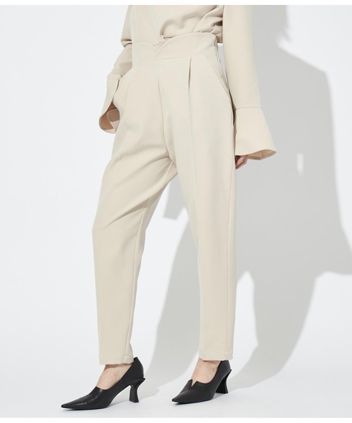 Settimissimo（セッティミッシモ）の「ハイウエスト テーパードパンツ（その他パンツ・レディース・ブラック/ベージュ・FREE）」の10枚目の写真