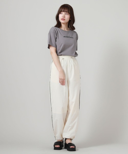 archives(アルシーヴ)の「ピグメントプリントTシャツ(Tシャツ/カットソー・レディース・ブルー/オフホワイト/オレンジ/ブラック・MEDIUM)」の12枚目の写真