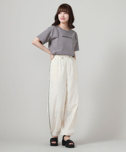 archives(アルシーヴ)の「ピグメントプリントTシャツ(Tシャツ/カットソー・レディース・ブルー/オフホワイト/オレンジ/ブラック・MEDIUM)」の15枚目の写真