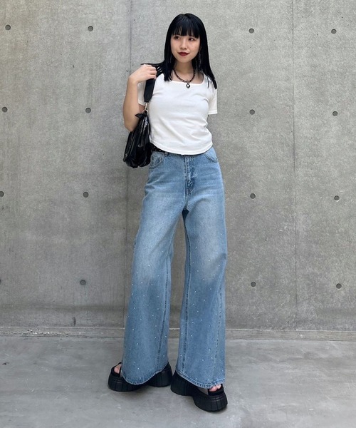 PAGEBOY（ページボーイ）の「スクエアネックコンパクトT（Tシャツ/カットソー・レディース・オフホワイト/ブルー/ブラック/チャコールグレー/ホワイト系その他・FREE）」の6枚目の写真