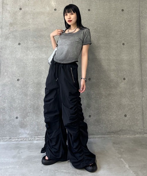 PAGEBOY（ページボーイ）の「スクエアネックコンパクトT（Tシャツ/カットソー・レディース・オフホワイト/ブルー/ブラック/チャコールグレー/ホワイト系その他・FREE）」の15枚目の写真