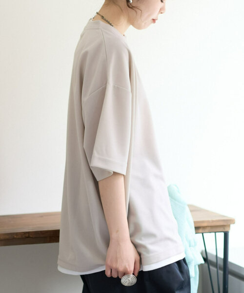 CIAOPANIC TYPY(チャオパニックティピー)の「梨地プレーティングフェイクレイヤードTee(Tシャツ/カットソー・メンズ・チャコールグレー/グレイッシュベージュ/ダークグリーン/ブルー・MEDIUM/LARGE)」の21枚目の写真