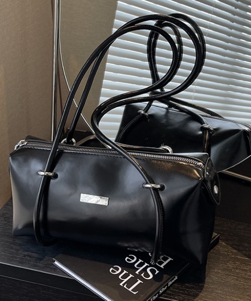 mebole(メボレ)の「クロスボディレトロショルダーバッグ(ショルダーバッグ・レディース・ブラック/シルバー/ホワイト/ピンク・FREE)」の16枚目の写真