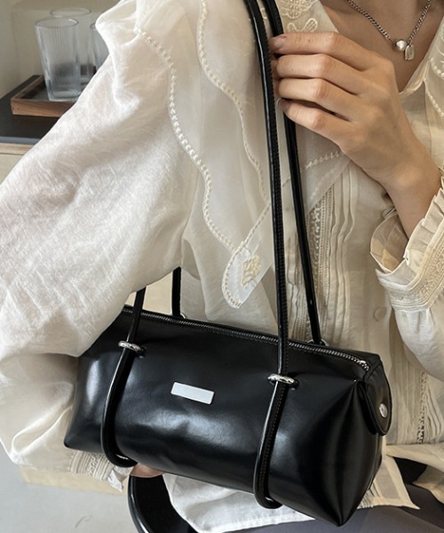mebole(メボレ)の「クロスボディレトロショルダーバッグ(ショルダーバッグ・レディース・ブラック/シルバー/ホワイト/ピンク・FREE)」の18枚目の写真